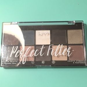 NYX Makeup - Nyx Gloomy Days Palette NYX Makeup - Nyx Gloomy Days Palette